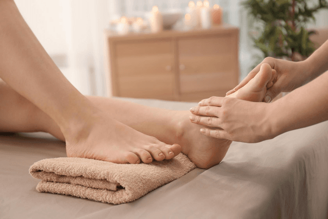 Spa Massage for heavy legs
