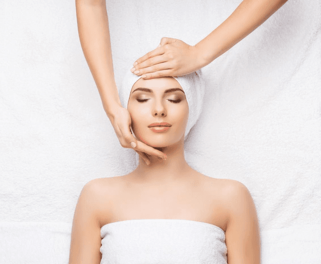 Signature facial